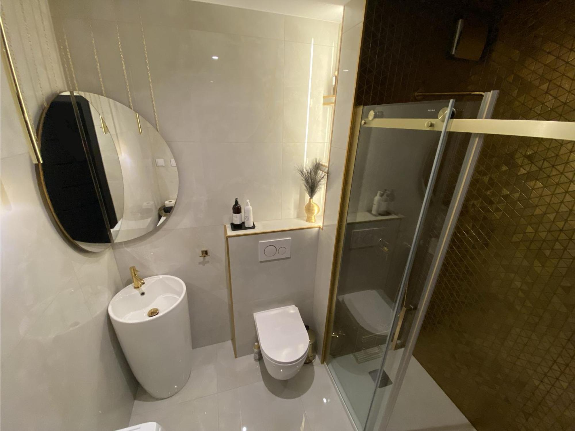 Lux Stays By Torres At K39 Krakow Bagian luar foto