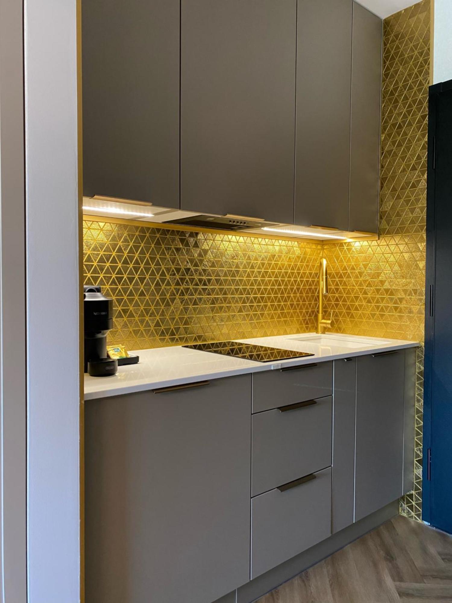 Lux Stays By Torres At K39 Krakow Bagian luar foto
