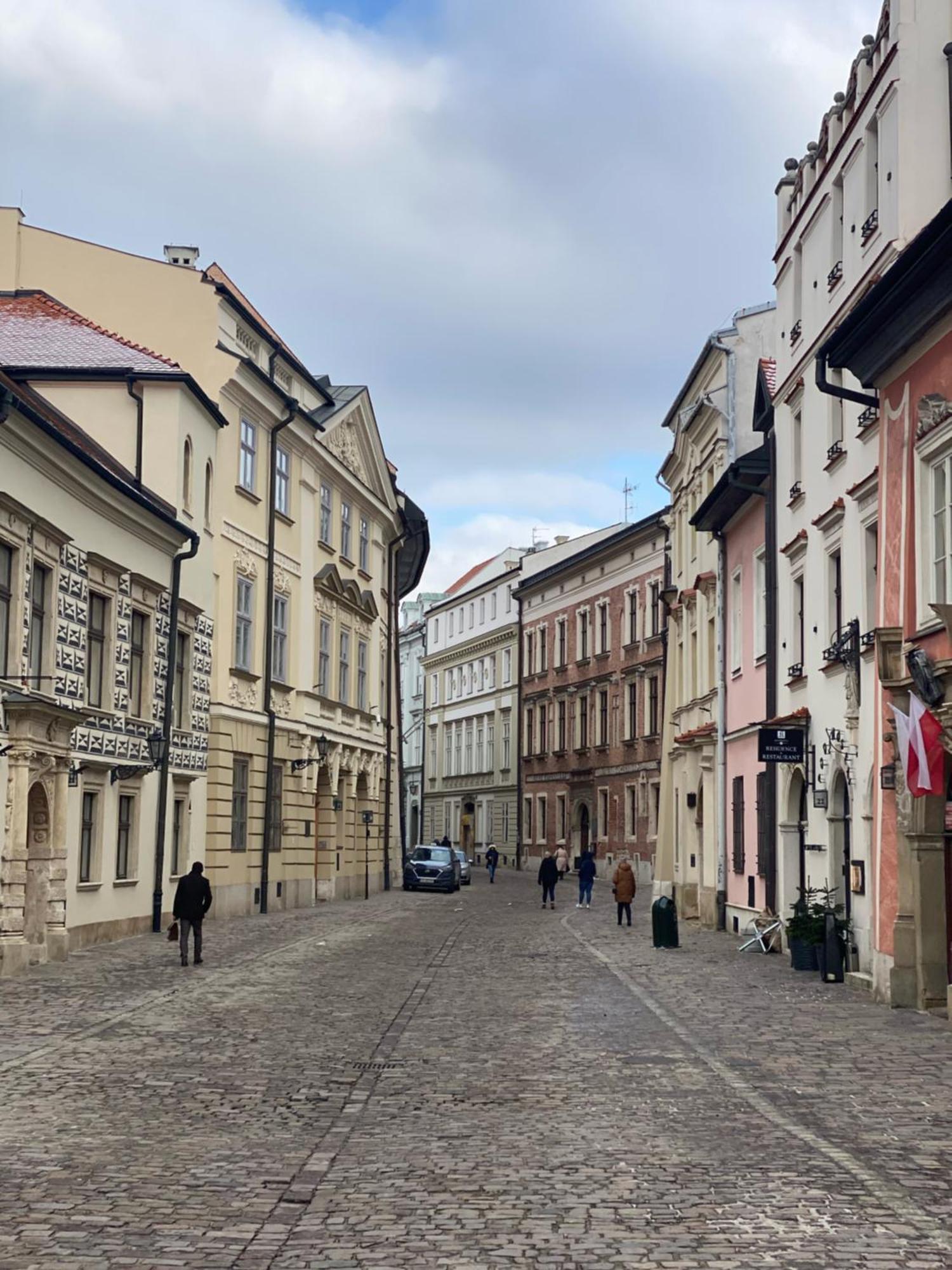 Lux Stays By Torres At K39 Krakow Bagian luar foto